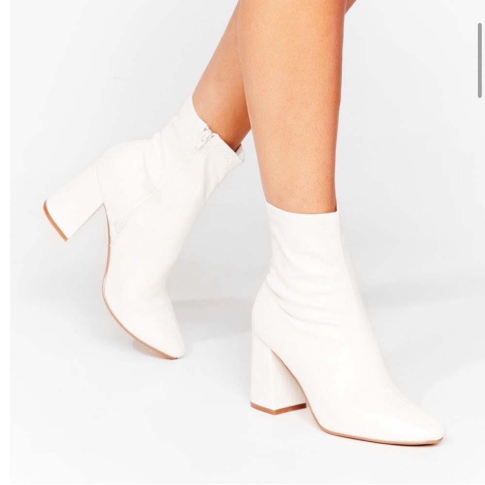 Stand By Me-Nasty Gal Stretch Faux Leather Ankle Boots Women 5 (38 )White